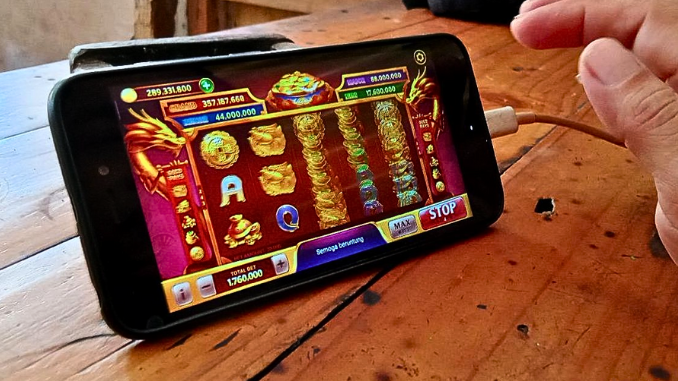 Game Slot (1)